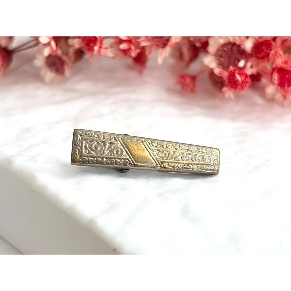 Victorian Style Textured Floral Gold Toned Vintage Men's Tie Bar | Tie Clip